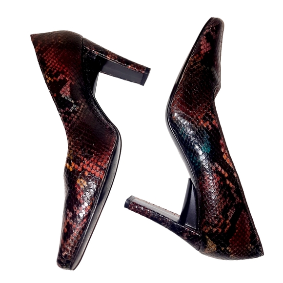 CHARLES JOURDAN Snake Embossed Leather Pumps Multicolor Sz 7B - Picture 2 of 9